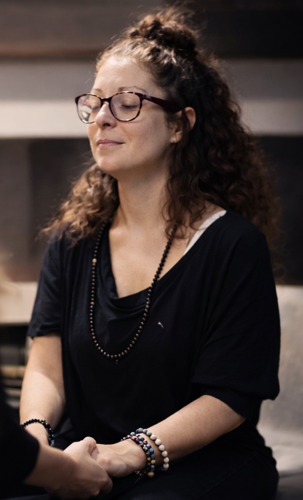 Elisa Pontarini in meditazione